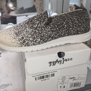 Gypsy Jazz Slip on Sneaker - 7.5